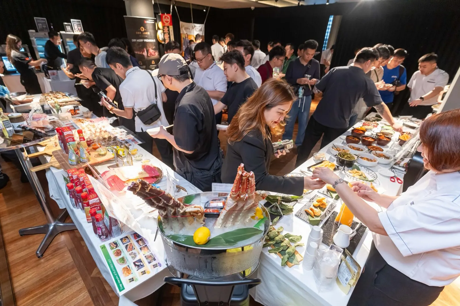 Guests at the Sendo Ichi Summer Tasting