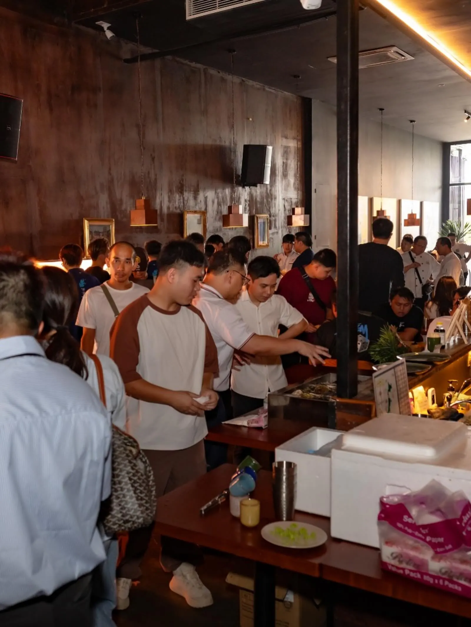 Guests at RuRu Austin JB